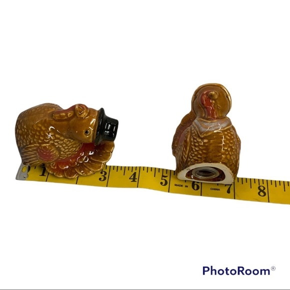Thanksgiving Kitchen Ceramic Set Spoon Rest Salt Pepper Shakers 3 PC - Picture 7 of 8
